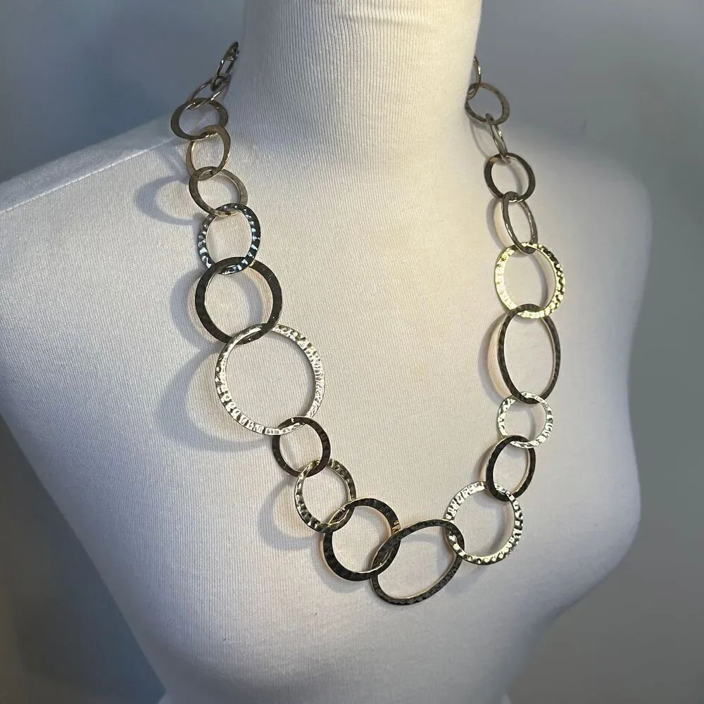 Hammered gold ring loop necklace